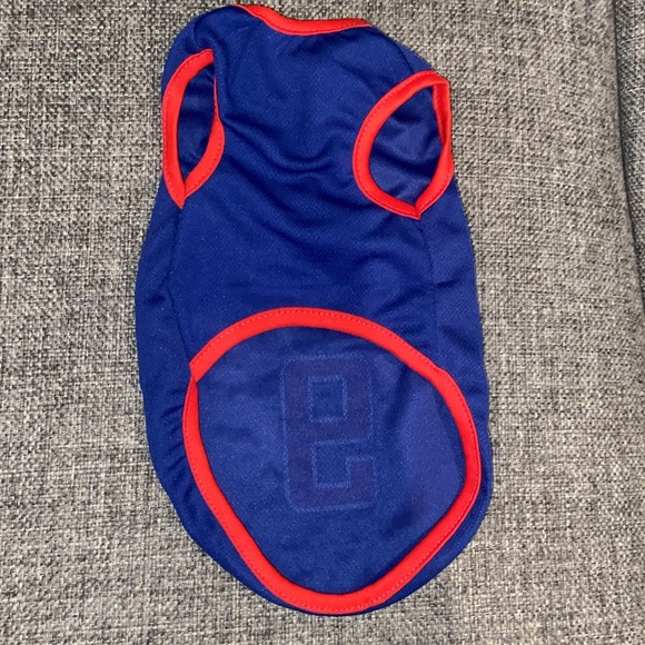 Dog t-shirt Italia fits under 10 lbs - Picture 2 of 3